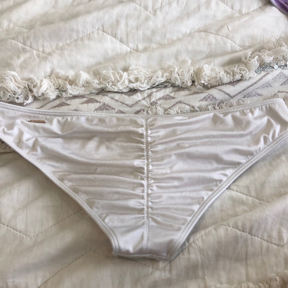 VS bikini bottoms